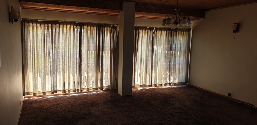 To Let 3 Bedroom Property for Rent in Walmer Downs Eastern Cape